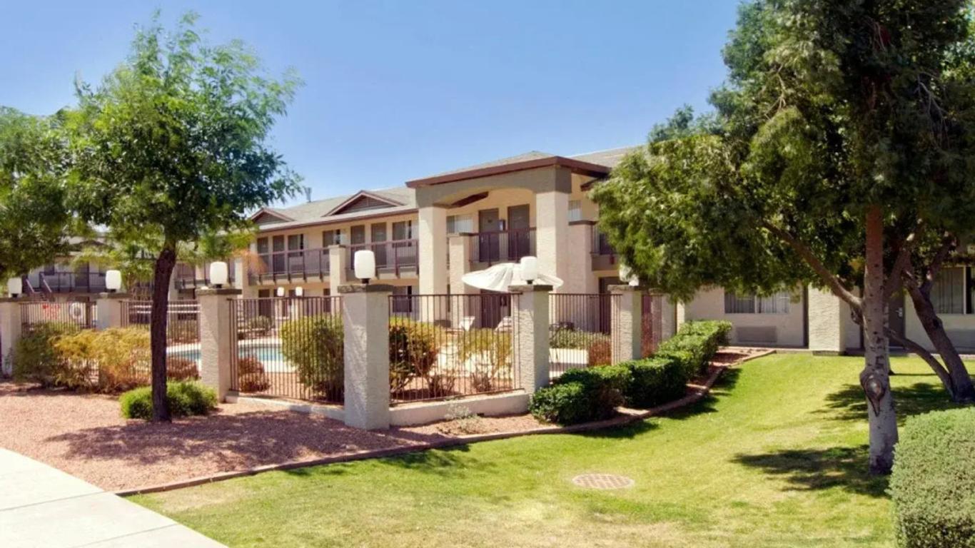 Americas Best Value Inn - Phoenix, Az