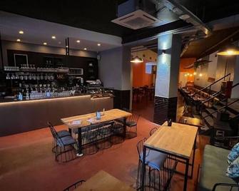 Quo Milano - Milano - Baari