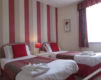 Holliers Hotel - Shanklin - Bedroom