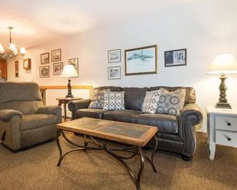 Red Hawk Lodge 2286 - Dillon - Obývací pokoj