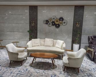 Vella Elegant Hotel - Andiján - Lounge