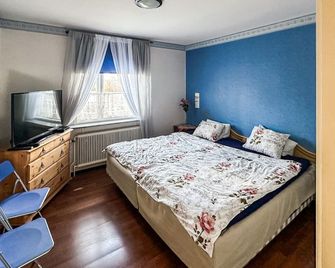 Gorgeous Home In Hästveda With Kitchen - Hästveda - Habitación