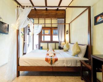 Rompo Boutique Hotel - Chiang Mai - Bedroom