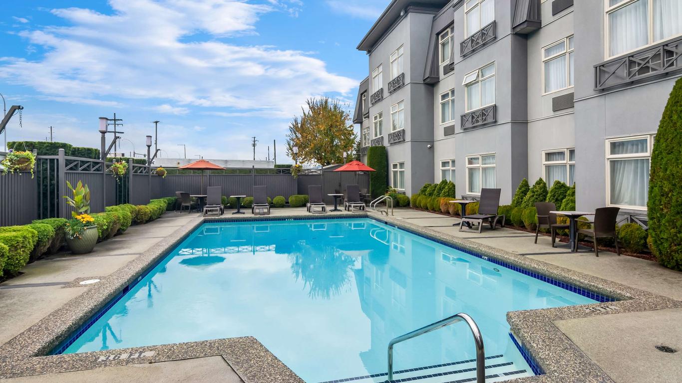 بست ويسترن بلس بيت ميدوز آند سويتس