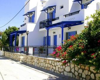 Dedalos Studios Naxos - Naxos