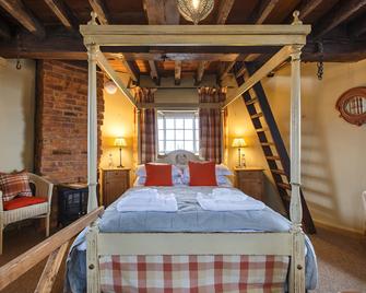 Cley Windmill - Holt - Bedroom