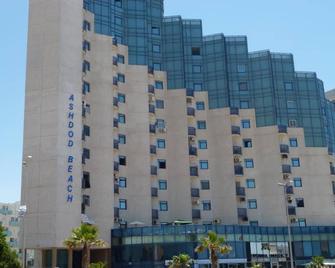 Ashdod Suites Beachfront apartment - Ashdod - Building
