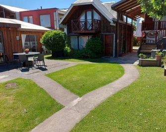 Hostal & Cabañas Don Juan - Villarrica - Innenhof