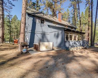 Graeagle Vacation Rental Cabin w/ Game Room! - Graeagle