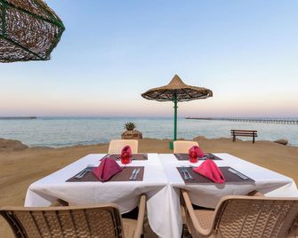Flamenco Beach & Resort Quseir - Al-Qusair