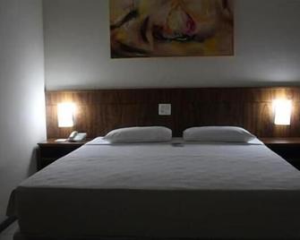 Steel Valley Economic Hotel - Ipatinga - Bedroom