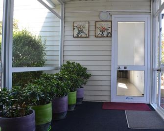 Mcwilliam Apartments - Christchurch - Outdoors view