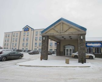 Lakeview Inns & Suites - Fort Saskatchewan - Fort Saskatchewan - Gebäude