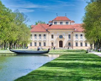 Hotel am Schloßpark Zum Kurfürst - Oberschleissheim