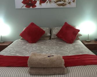 The Nosh & Nod - Avon Terrace - York - Bedroom