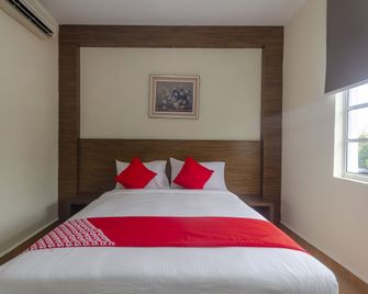 Hotel O The Vintage Hotel - Gelang Patah - Slaapkamer