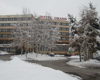 Hotel Grand - סרייבו - בניין
