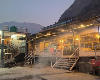 Hotel Narayana Palace - Harsil - Restaurante