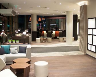 Holiday Inn Vilnius Center by IHG - Vilnius - Area lounge