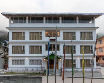 Magellan's The Golden Bridge - Lachung - Edificio