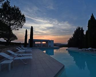 Exceptional Little Paradise Private Swimming Pool Park Near Rocamadour Sarlat Brive - Calès - Piscina