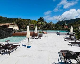 Apartment B01, 2 Bedrooms, One Suite, 100 Meters From The Best Location On Baleia Beach - Praia Barra do Sahy - Pool