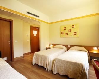 Hotel Fortuna - Ancona - Bedroom