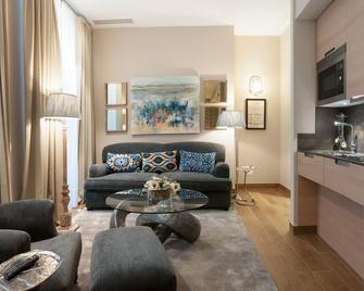 Suites Murillo Catedral - Seville - Living room