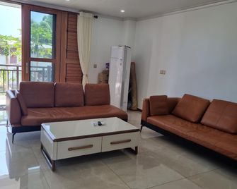Nena Accomodations - Nadi - Living room