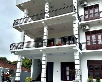 Pearl Kingdom Hotel & Resort - Matara - Building