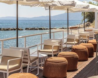 Valmar Corfu - Agios Ioannis Peristeron