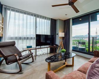 Seamira House Huahin - Hua Hin