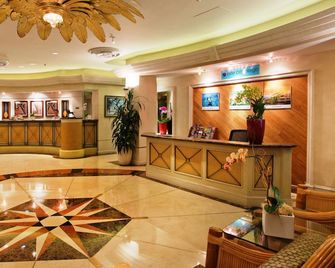 Ramada Plaza by Wyndham Waikiki - Honolulu - Ingresso