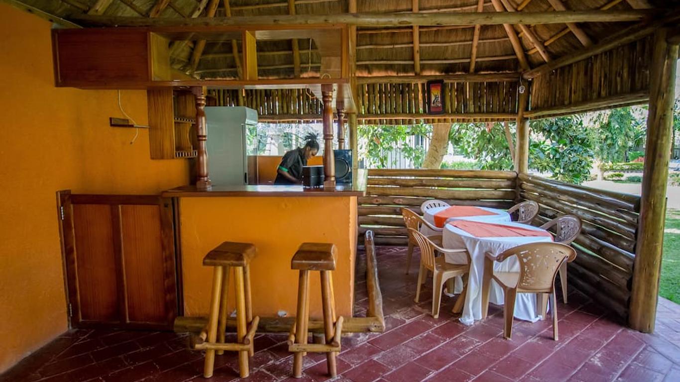 Askay Hotel Suites, Entebbe
