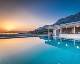 Boutique Hotel Mirjam - Makarska - Piscina