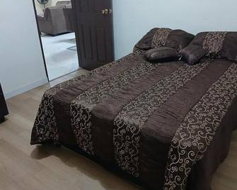 Conveniently located 2-bedroom apartment in Saint Helena with WiFi, AC & laundry - Saint Augustine - Chambre
