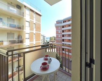 Apartment In Lido DI Pomposa On The Italian Adriatic Coast - Comacchio - Balcony