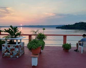 Hotel La Union - Flores - Balcony