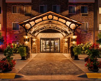 Staybridge Suites Minneapolis-Bloomington By IHG - Bloomington - Edificio