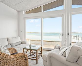1 Bedroom Amazing Home In Munkebo - Munkebo - Sala de estar