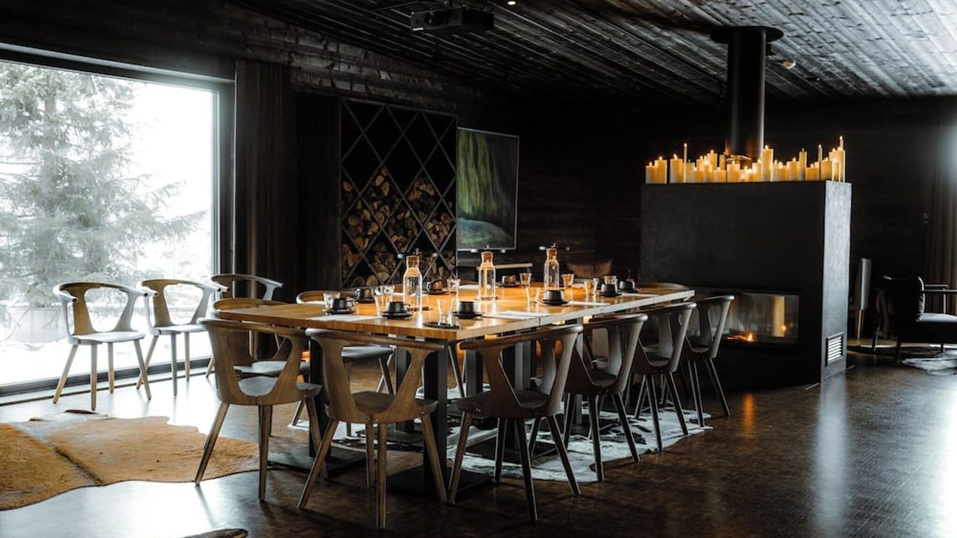 Arctic Treehouse Hotel