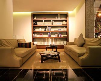 Lancaster Raouche Hotel - Beirut - Lounge