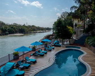 Lemon Tree Premier, Rishikesh - Rishikesh - Piscina