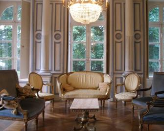 Live Like Royalty In A Restored 18th Century Chateau In The Heart Of The Loire - Vezins - Lounge