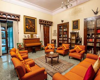 Nilambag Palace Hotel - Bhavnagar - Lounge