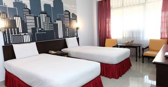 Hotel Prima Makassar - Makassar - Habitación