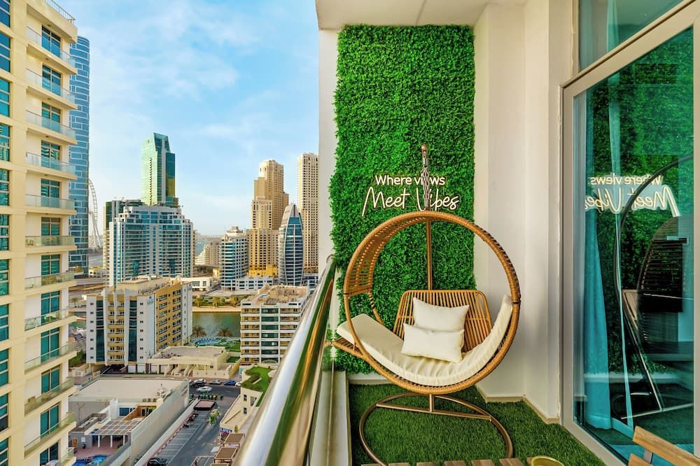 Urban Dubai Marina Stay Near Yacht - Madinat Zayed - Balcón