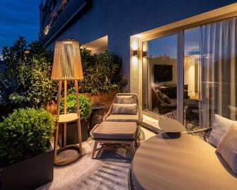 فنادق وإقامات صوفا - اسطنبول - شرفة