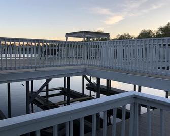 Alexanders Landing - Monticello - Balkon