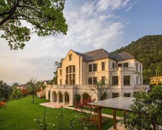 Nine Cloud Homestead Resort Hotel - האנגג'ואו - בניין